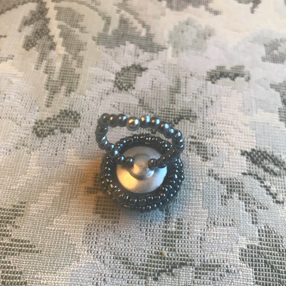 Stretchable Beaded Ring - Picture 5 of 5